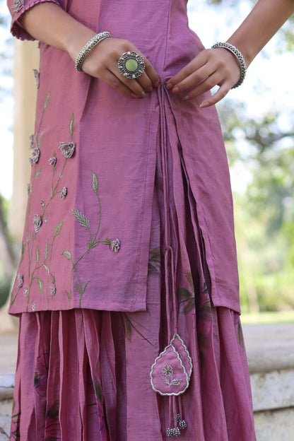 MAUVE EMBROIDERED KURTI WITH HANDPAINTED SHARARA